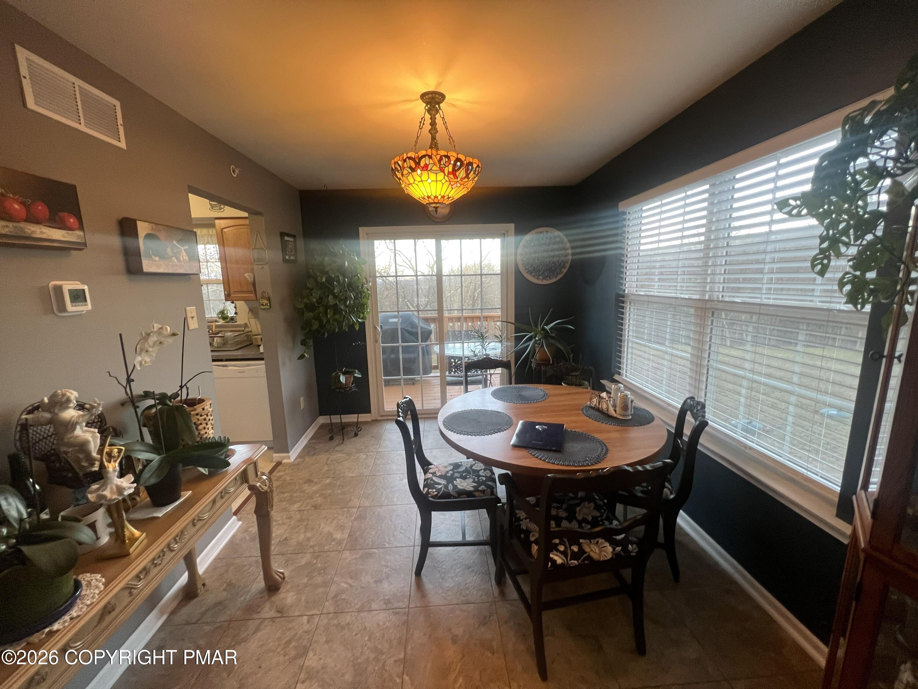 54 Lower Ridge View Circle