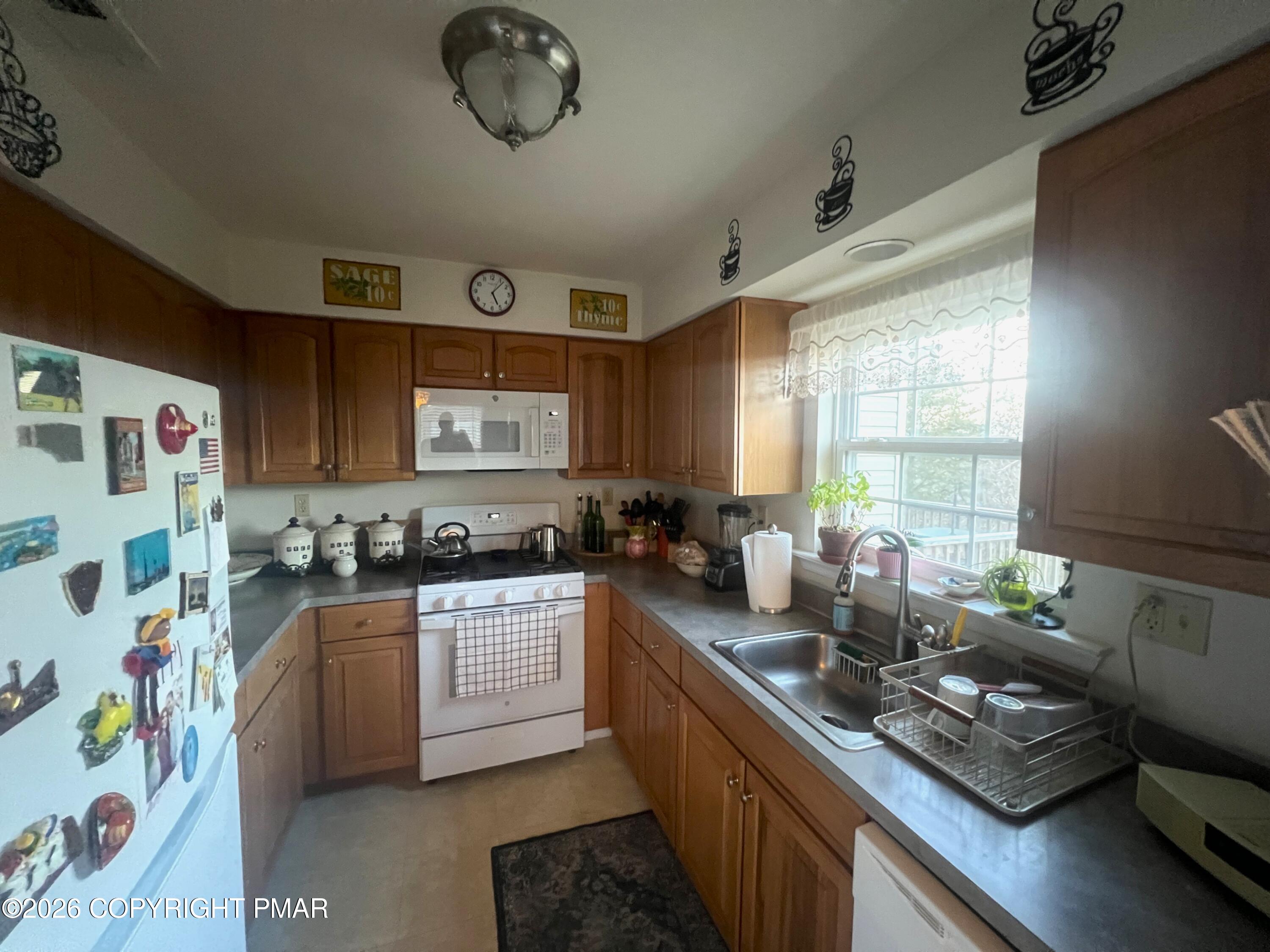 54 Lower Ridge View Circle