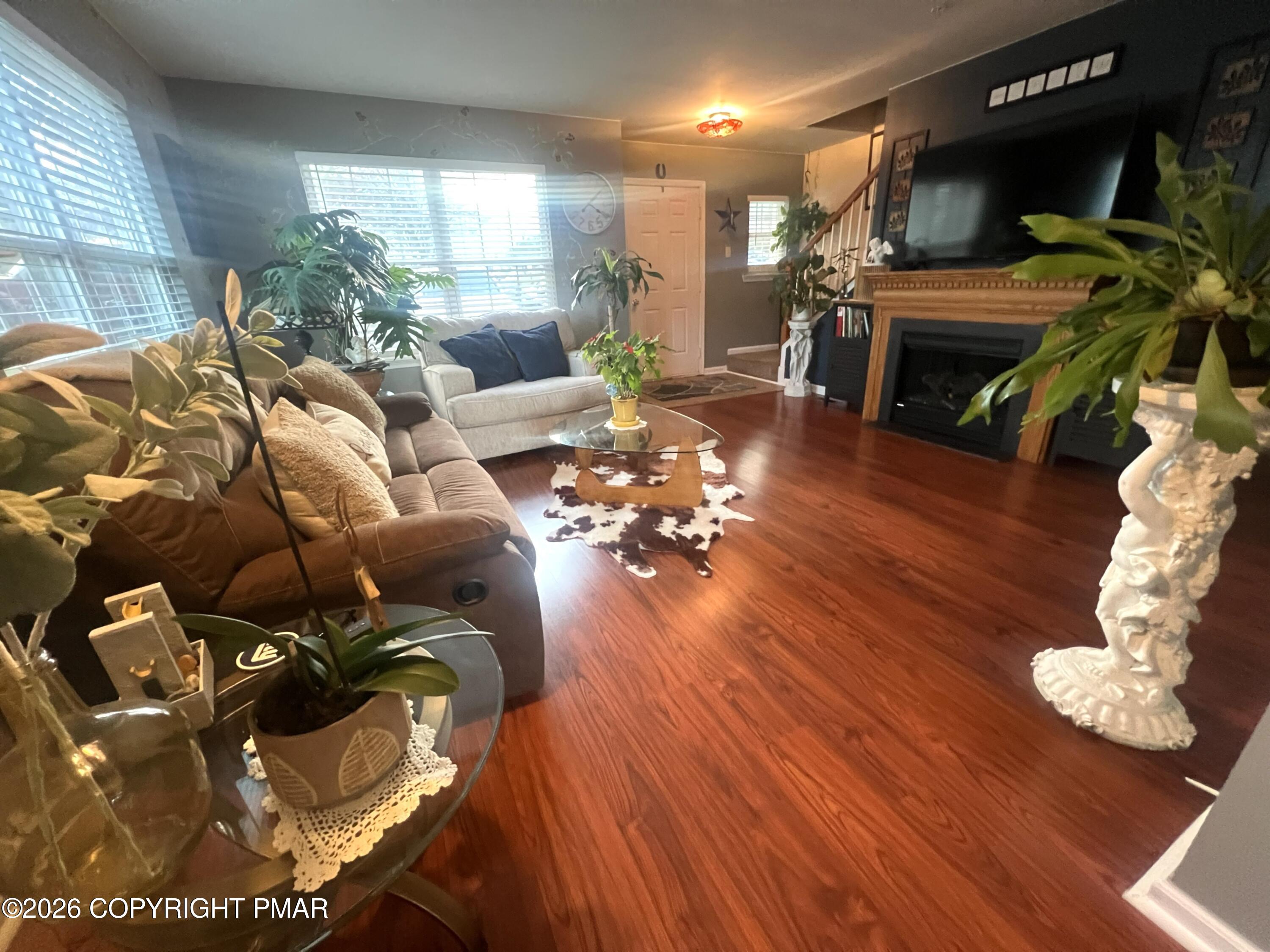 54 Lower Ridge View Circle
