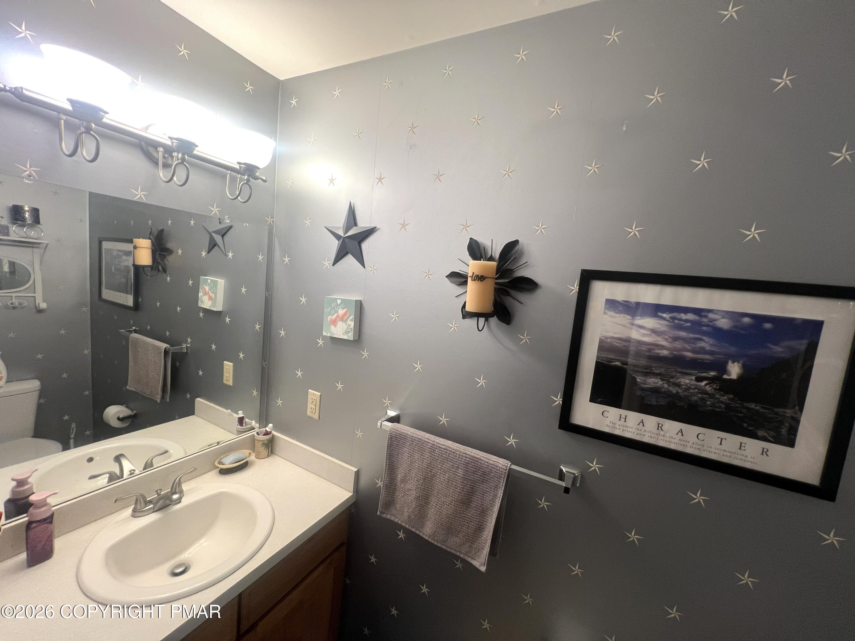 54 Lower Ridge View Circle