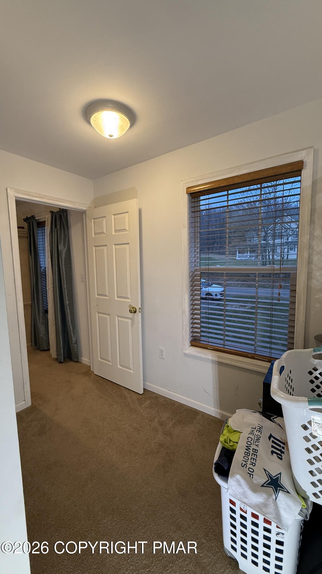 14 W Chickadee Lane