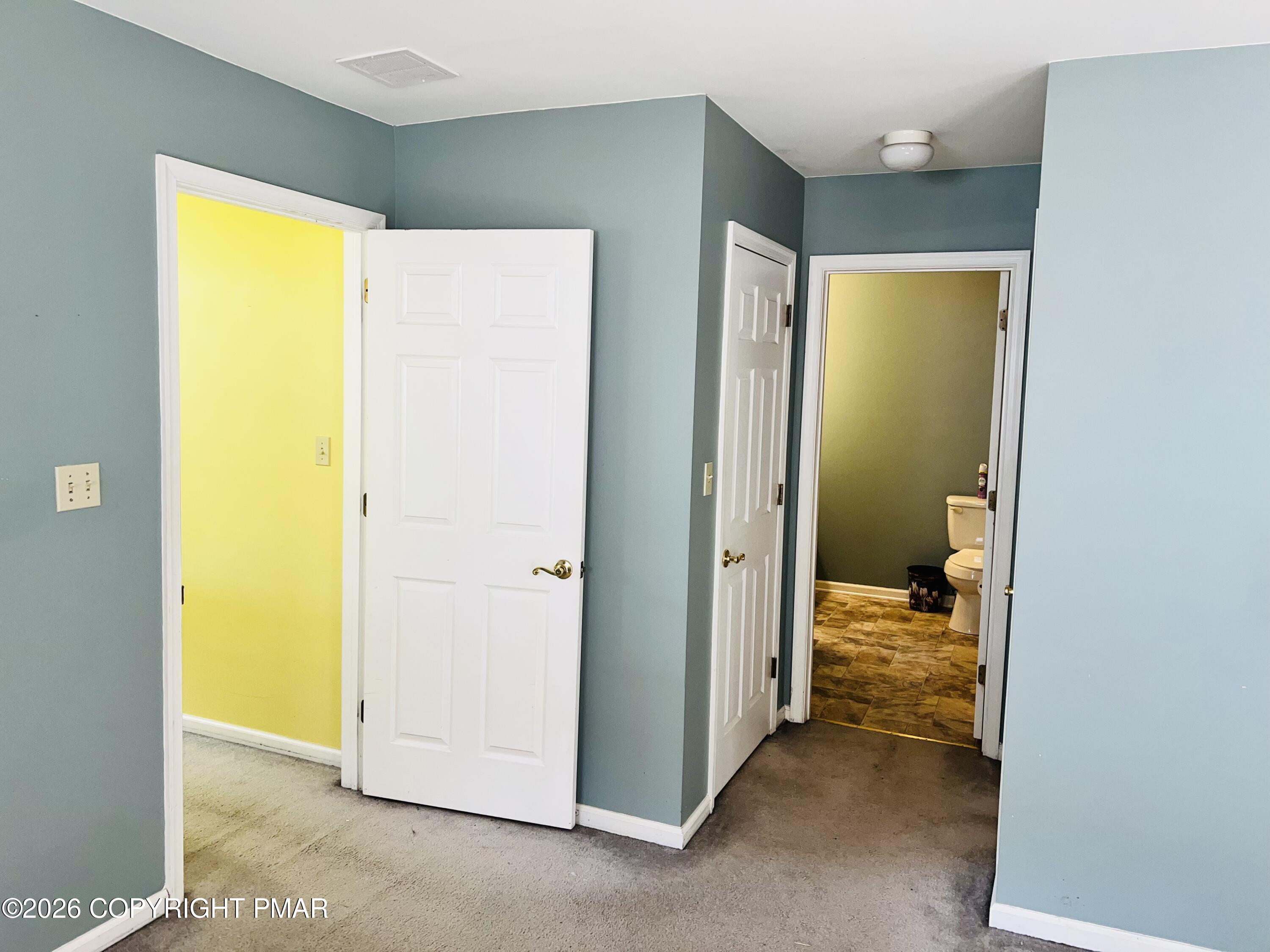 220 Hawthorne Village Court