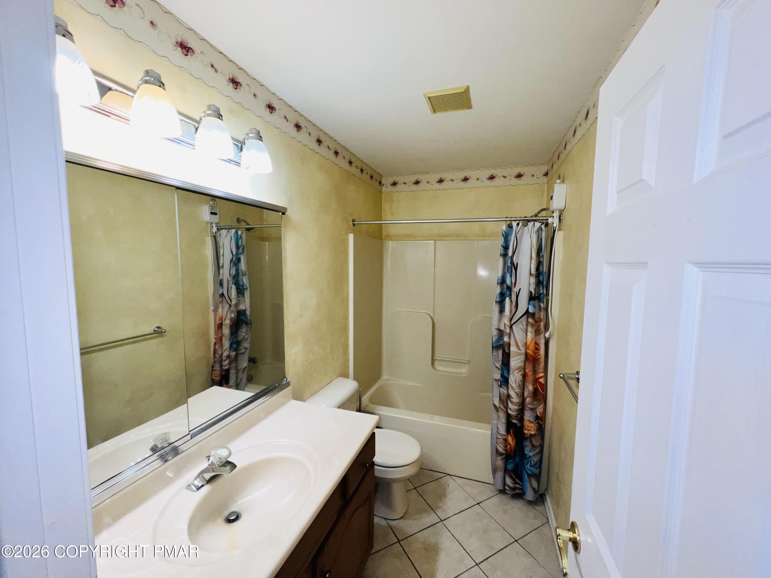 220 Hawthorne Village Court