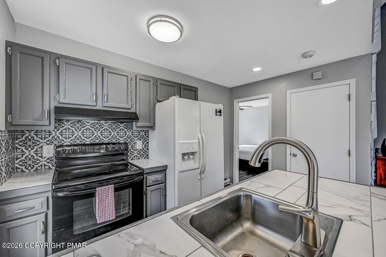 458 Cedar Drive