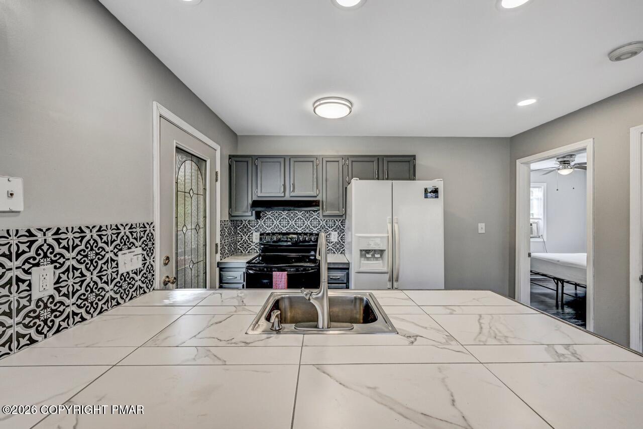 458 Cedar Drive
