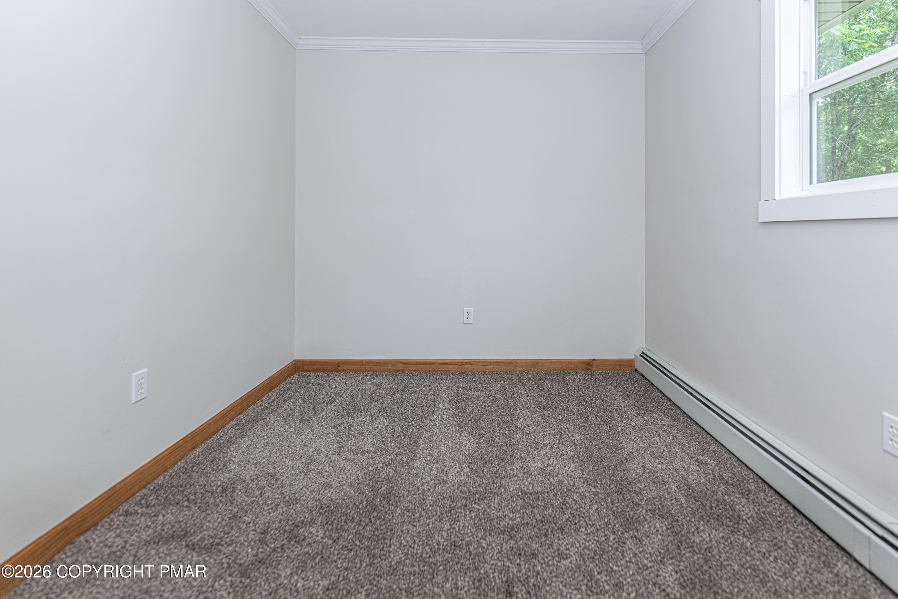 6011 Running Valley Road