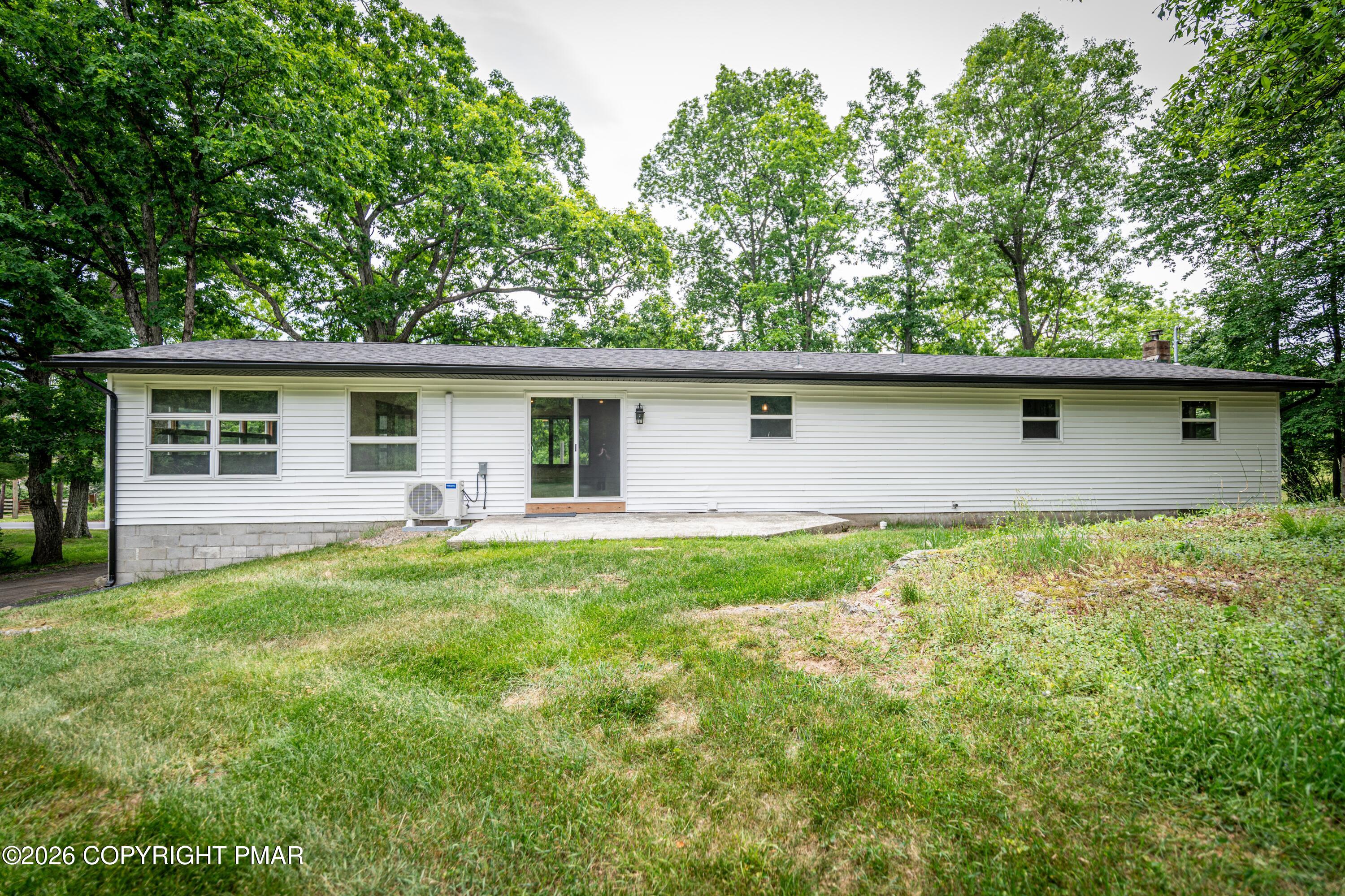 6011 Running Valley Road
