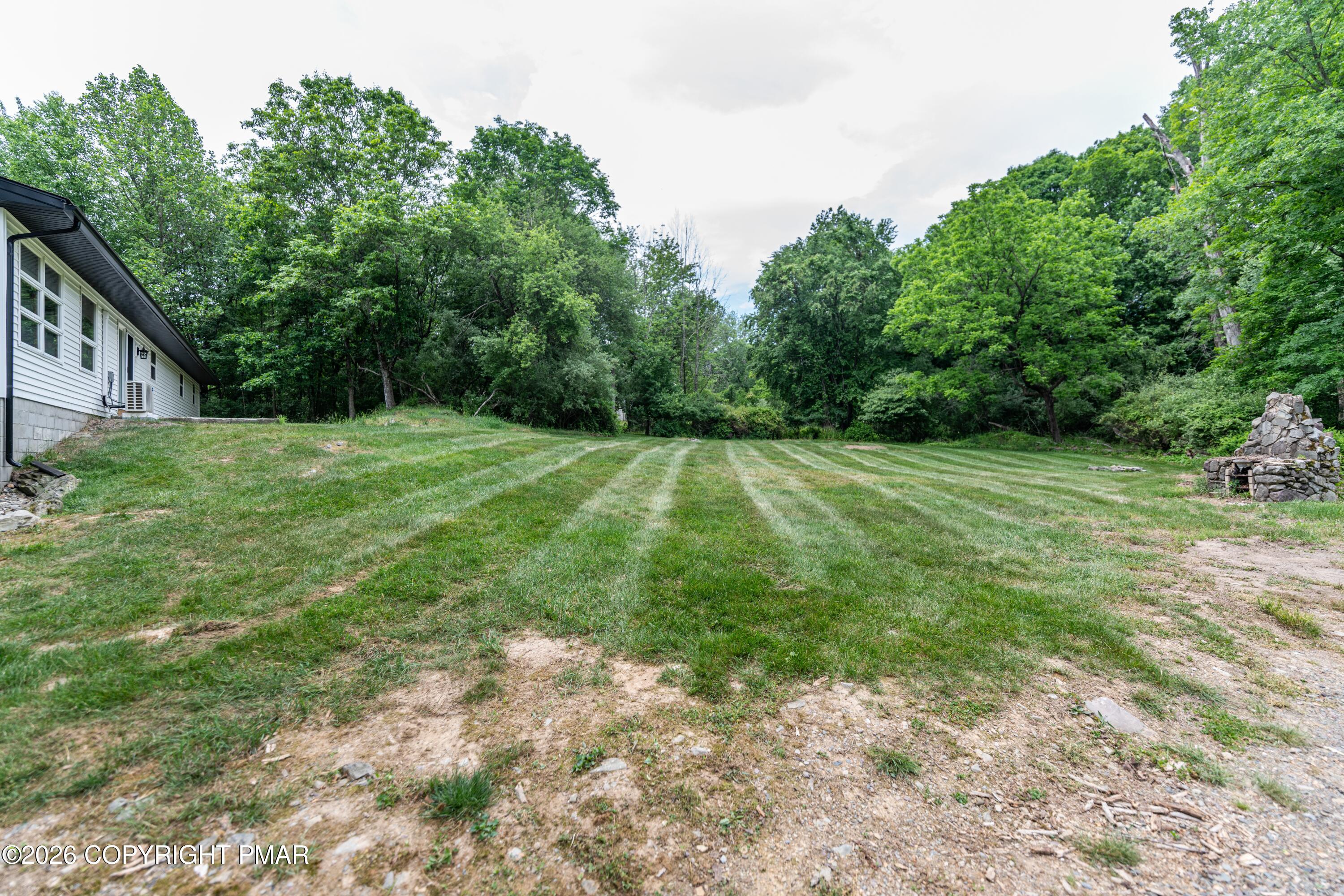 6011 Running Valley Road