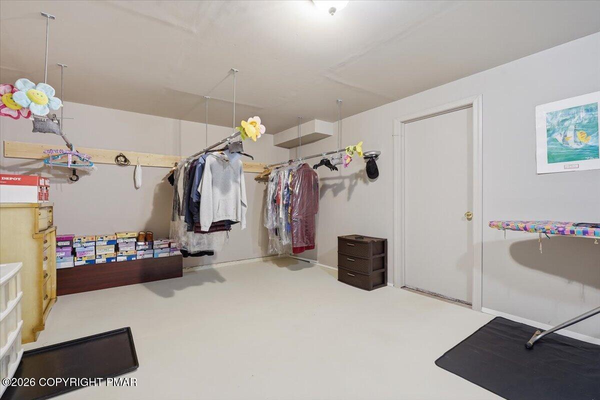 252 Chestnut Road