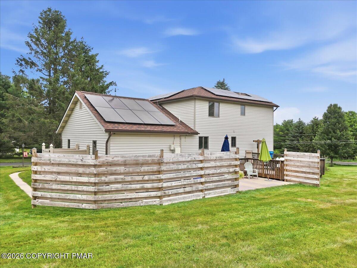 303 Sir Bradford Road