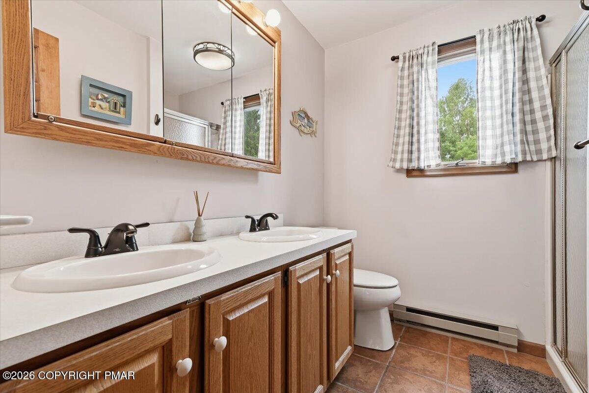 303 Sir Bradford Road