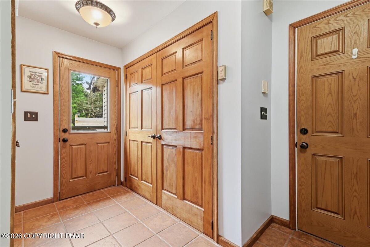 303 Sir Bradford Road