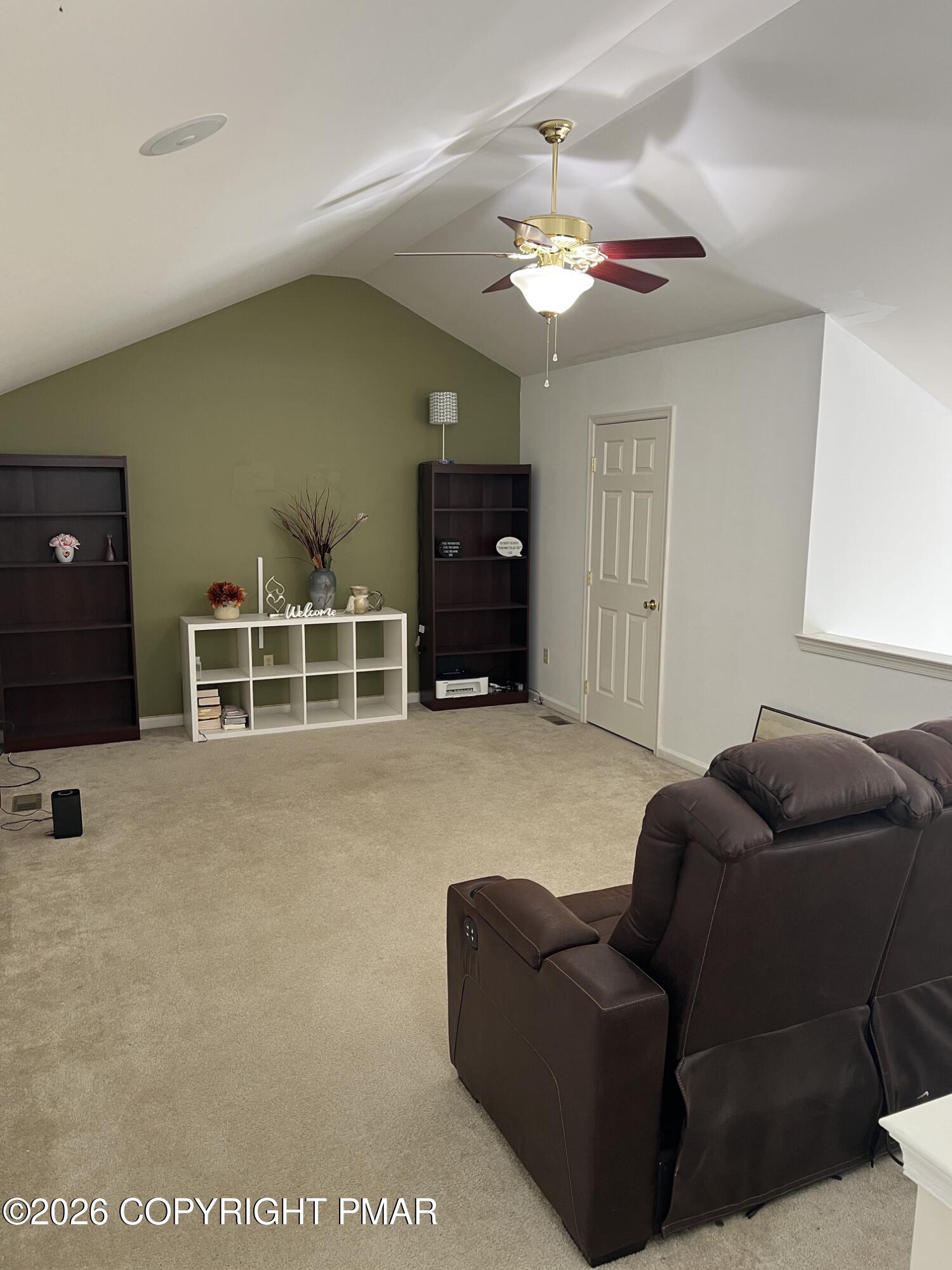 303 Victoria Way