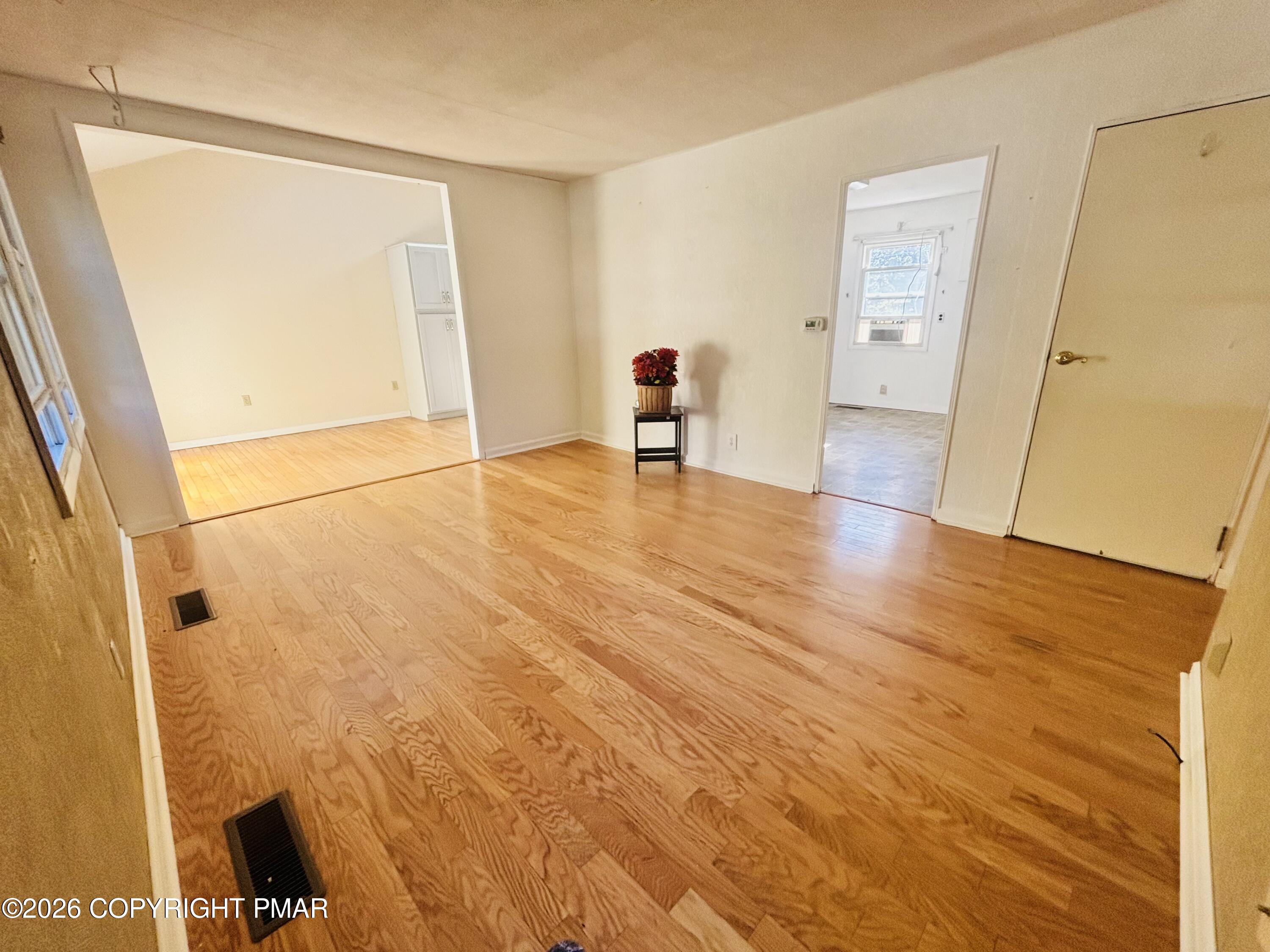 77 Ransberry Avenue