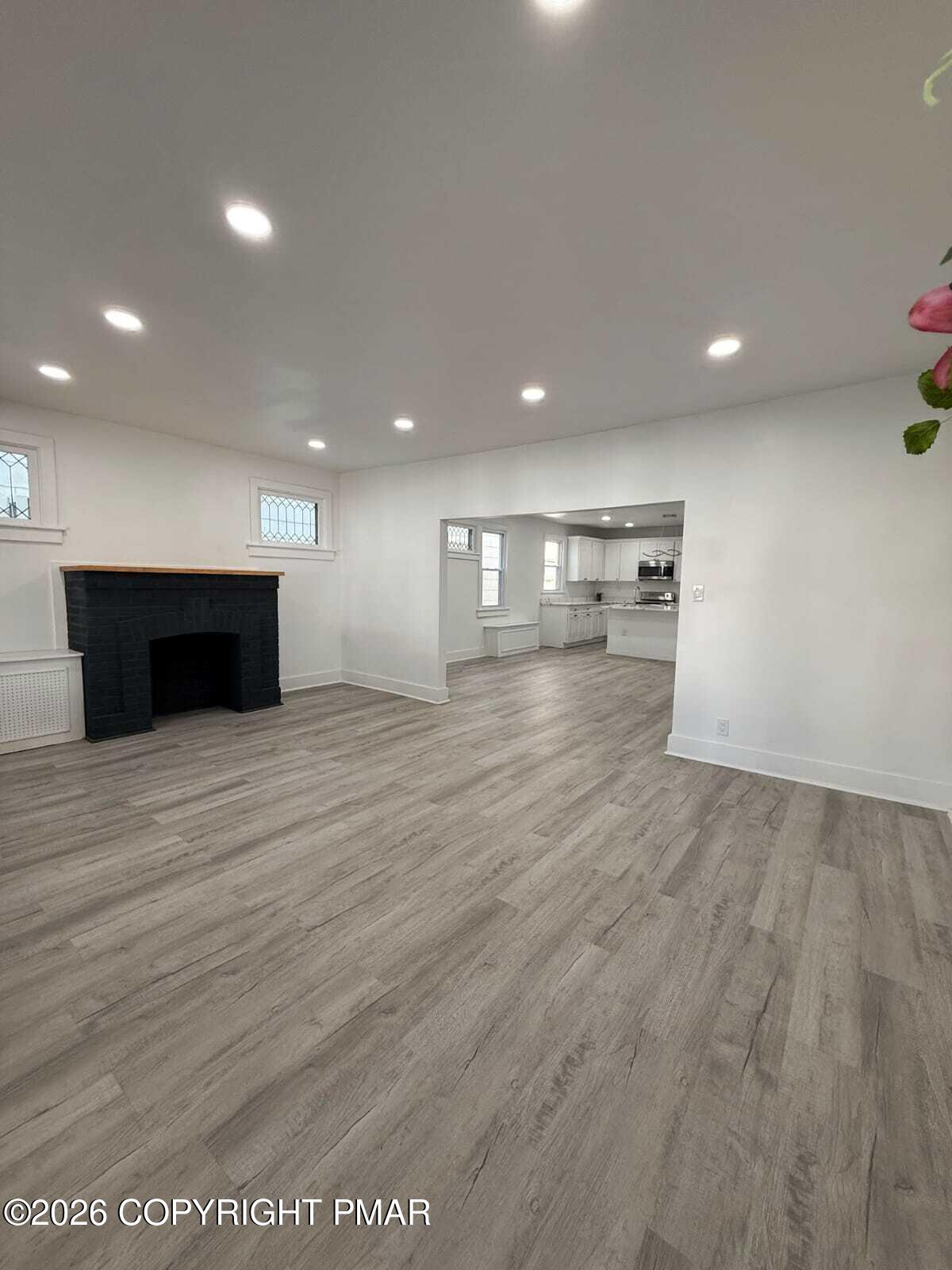 64 Melrose Avenue