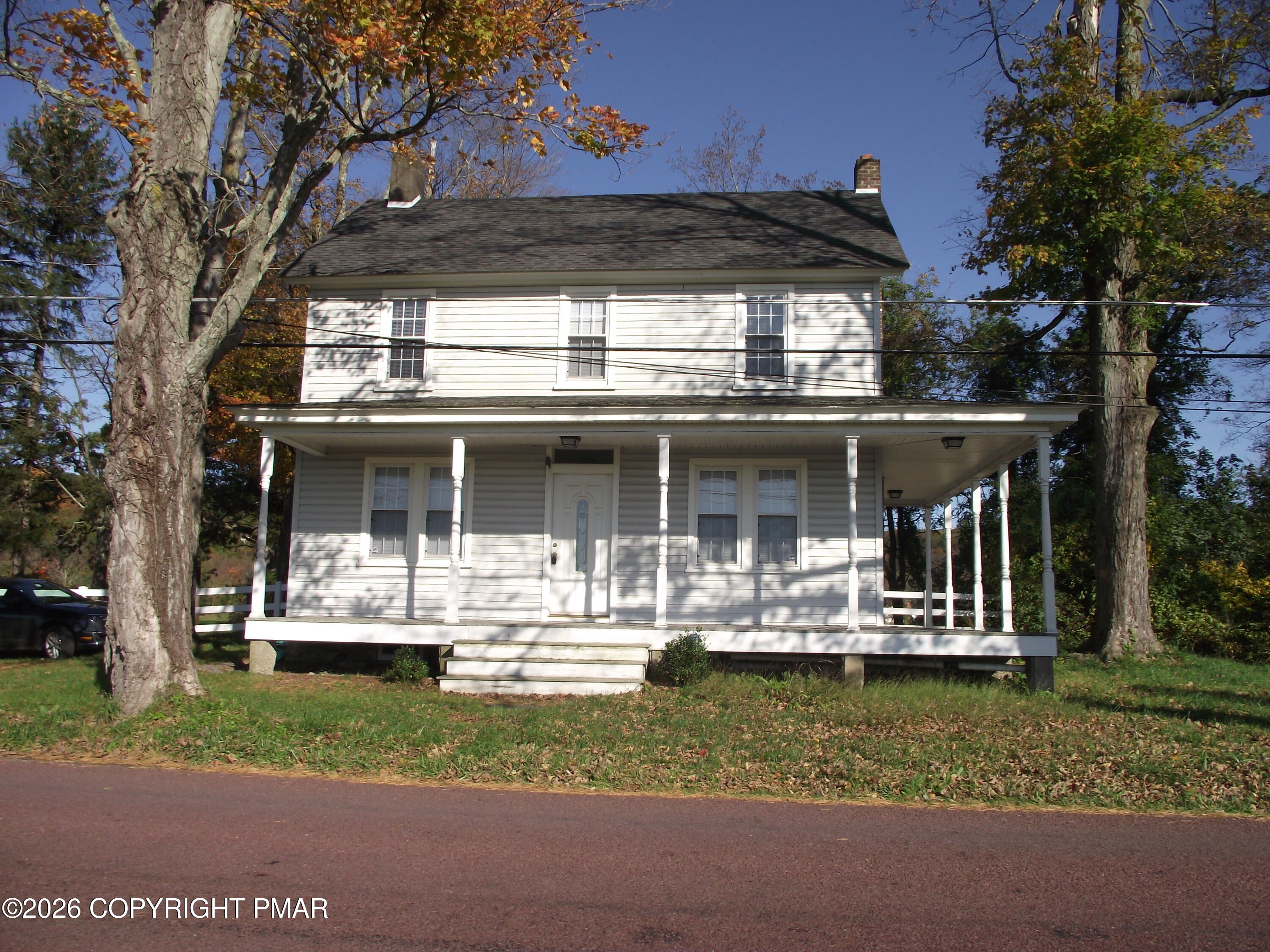 567 Greenview Drive B