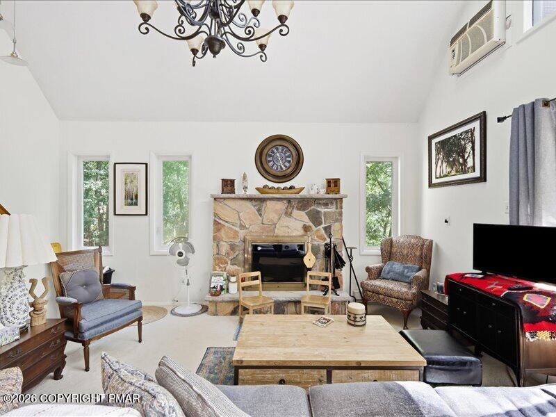 467 Lakeside Drive