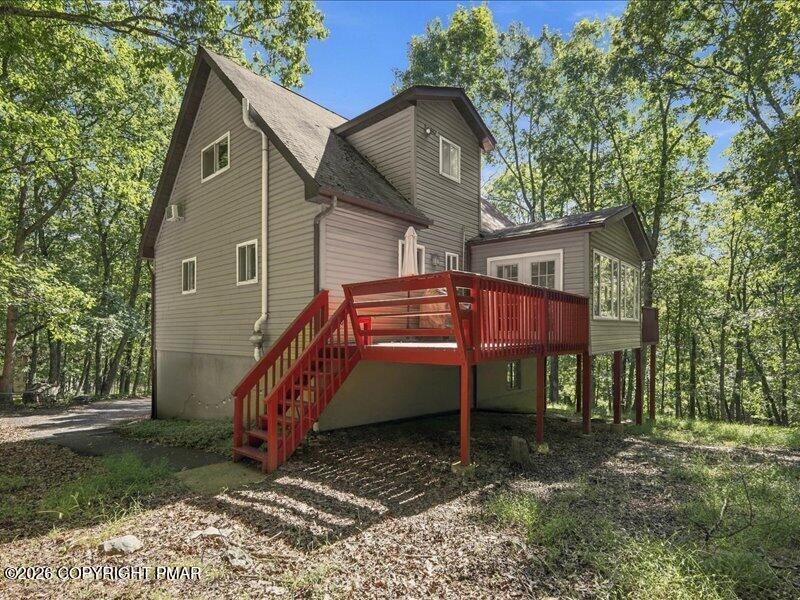 467 Lakeside Drive