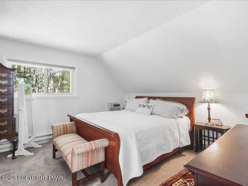 467 Lakeside Drive