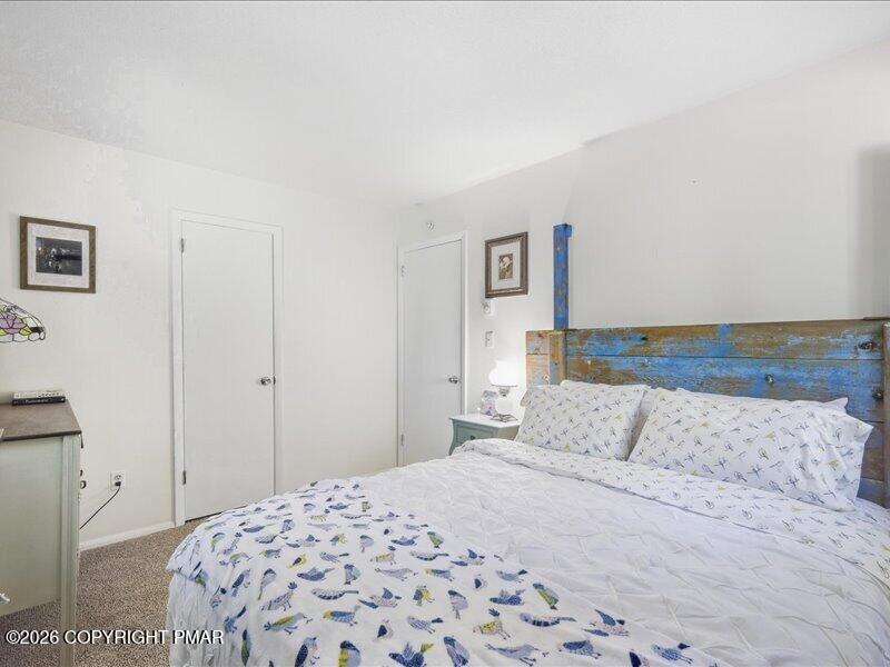 467 Lakeside Drive