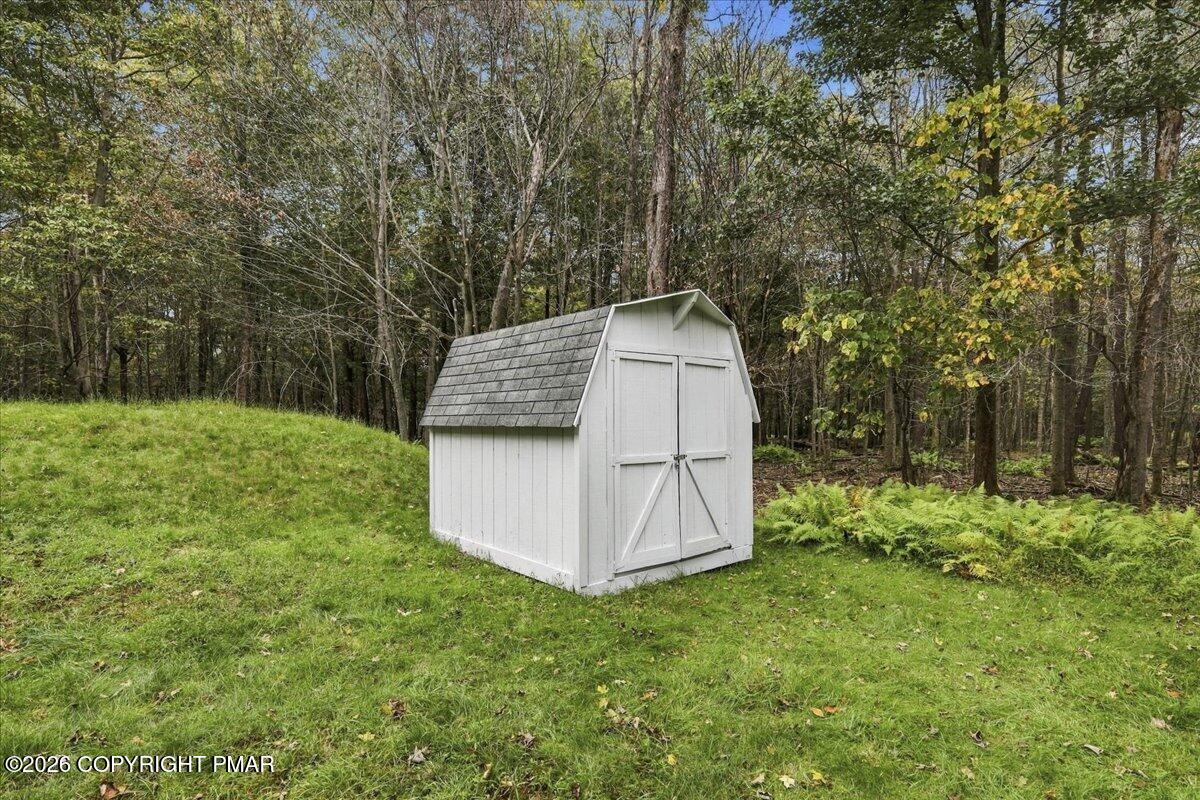 1018 Valley Road