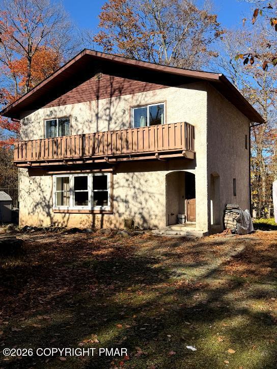 1298 Winding Way