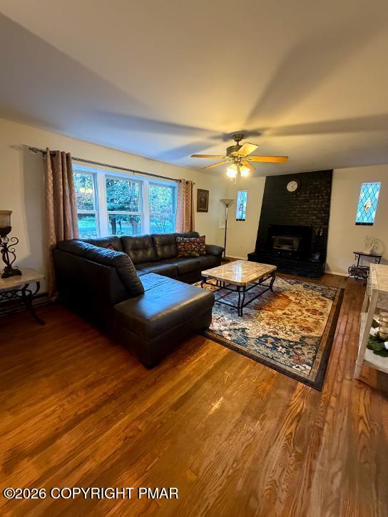 1298 Winding Way