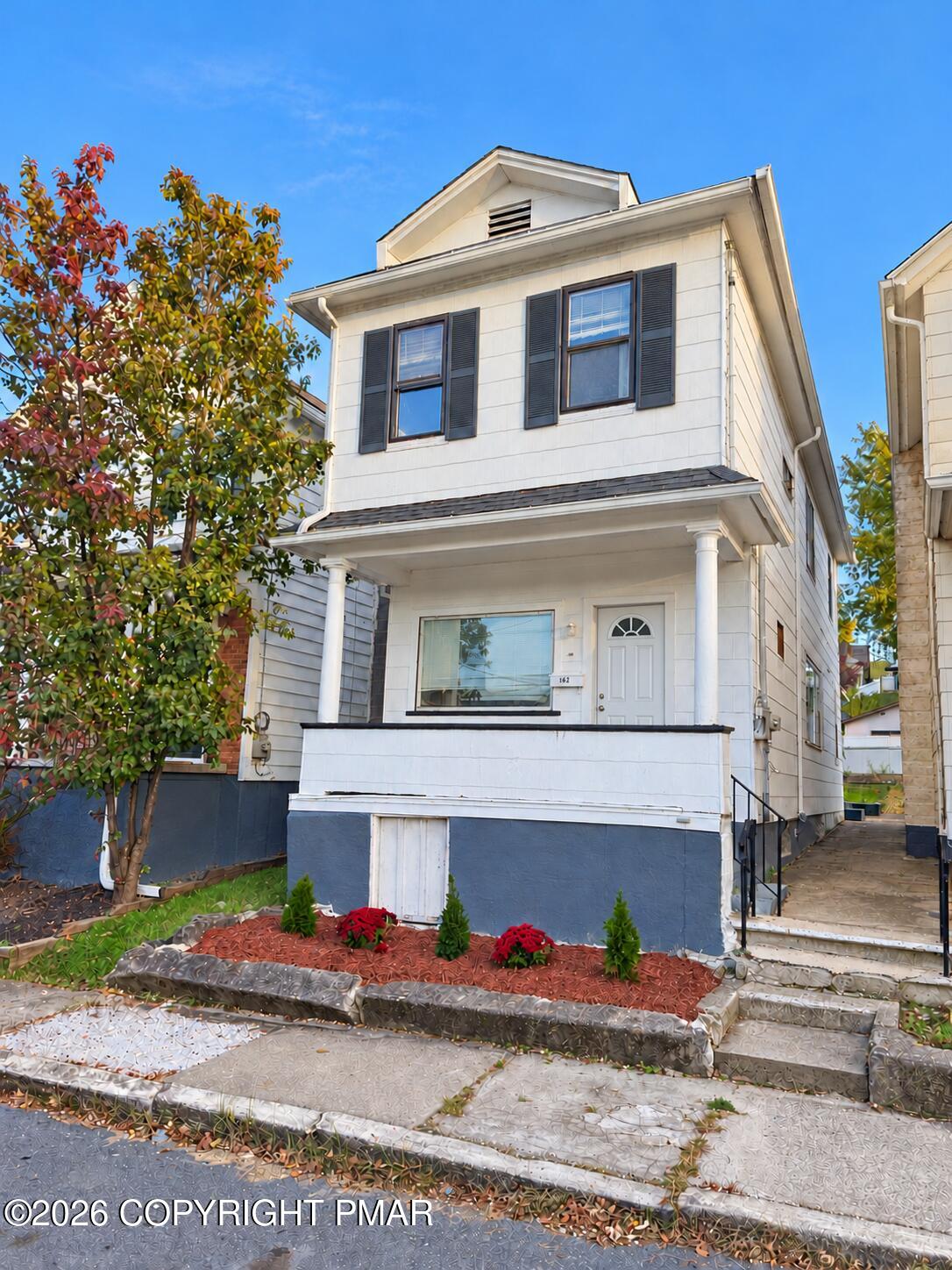 152 Johnson Street