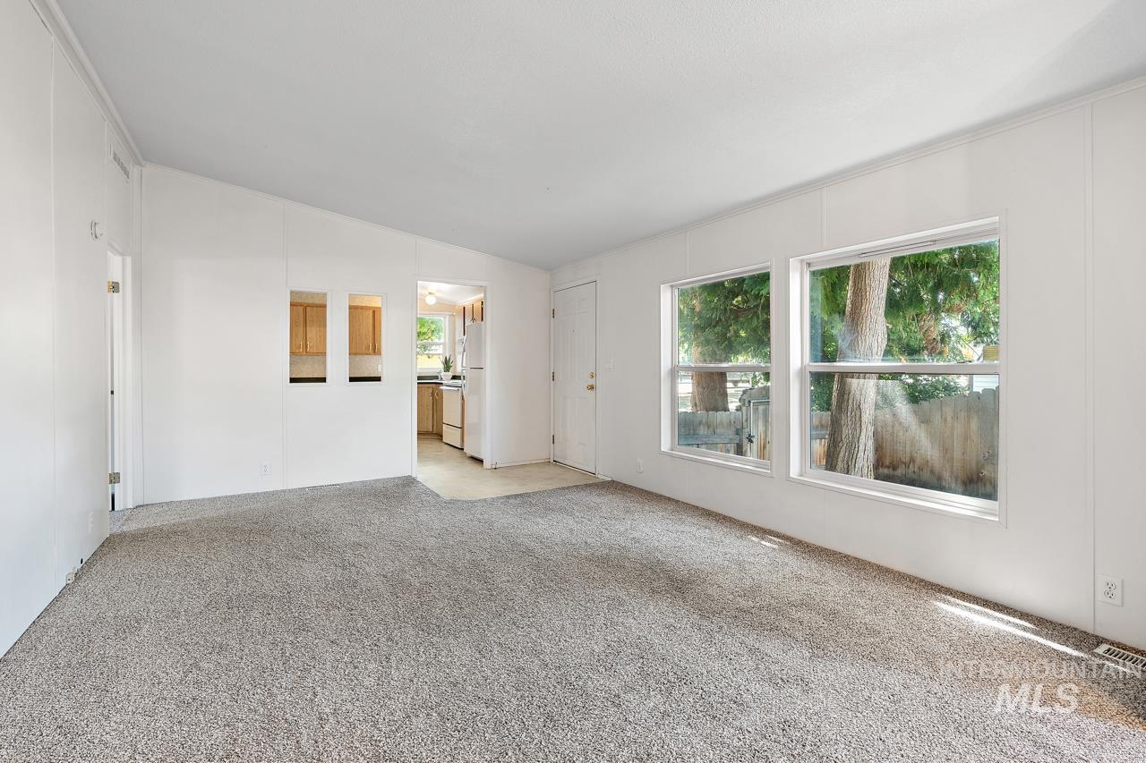 155 N Eagle Road