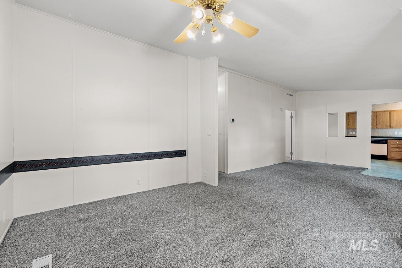 155 N Eagle Road