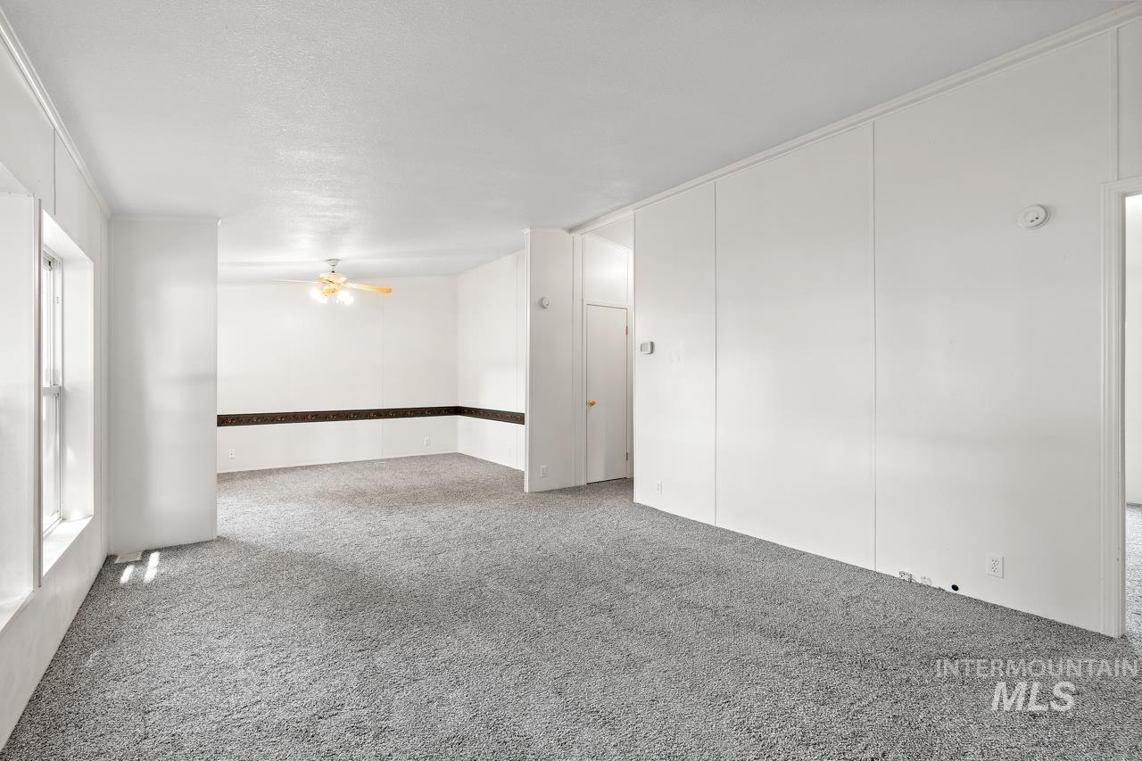 155 N Eagle Road