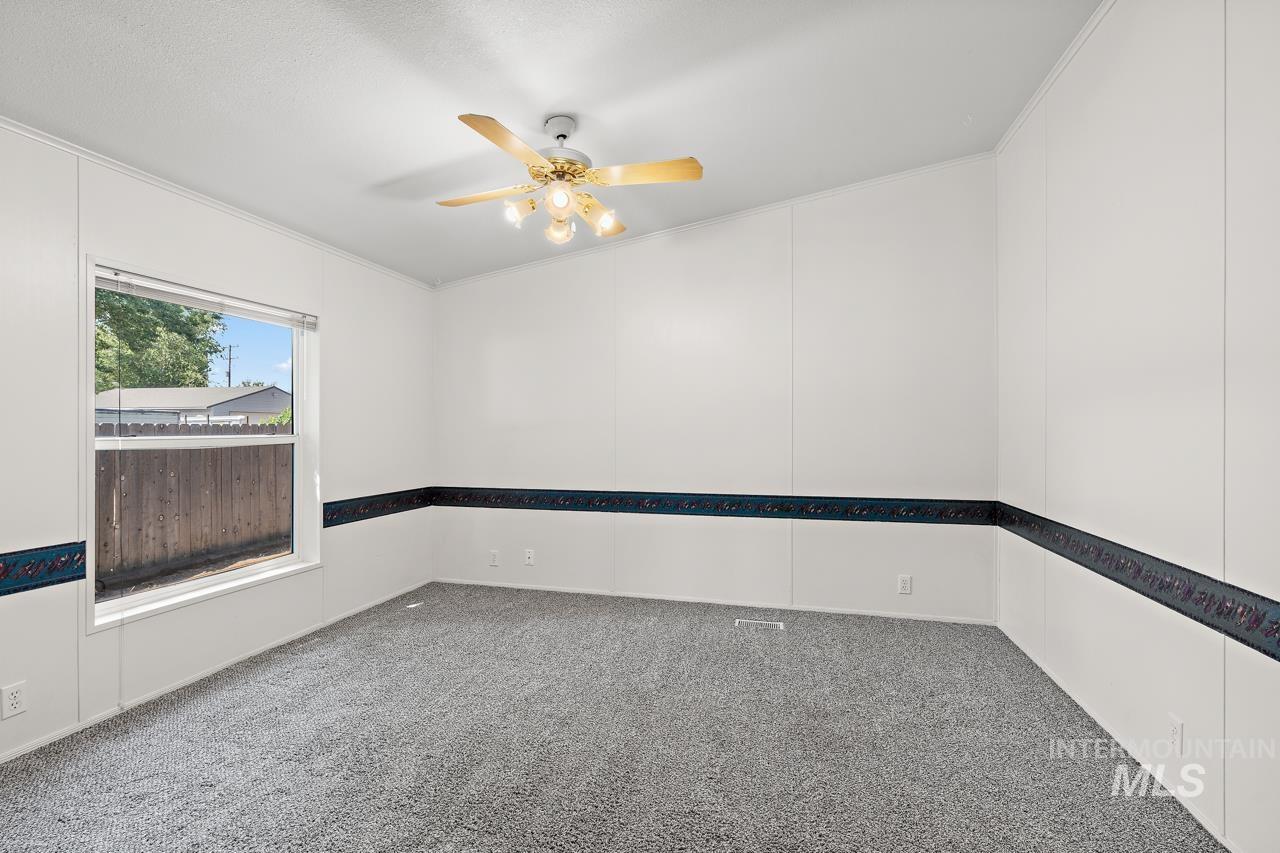 155 N Eagle Road