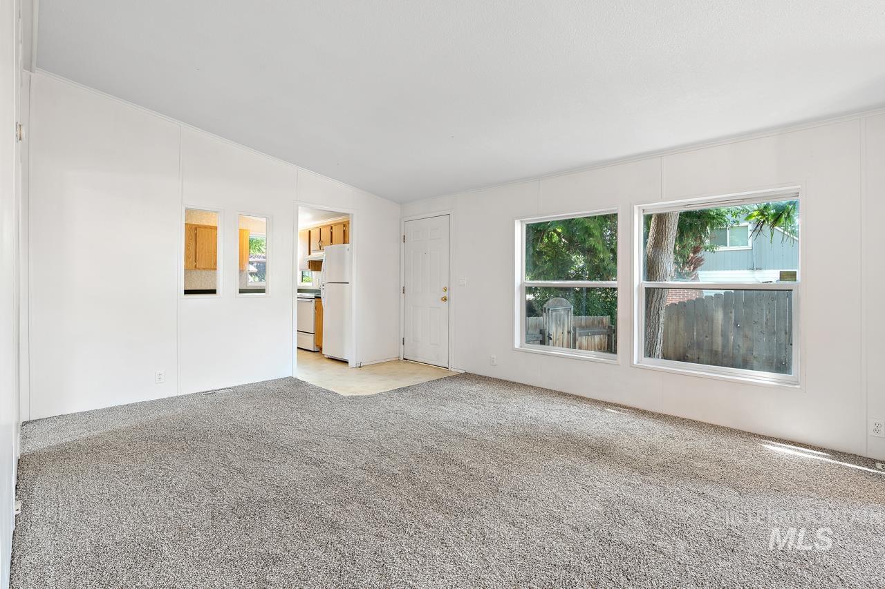 155 N Eagle Road