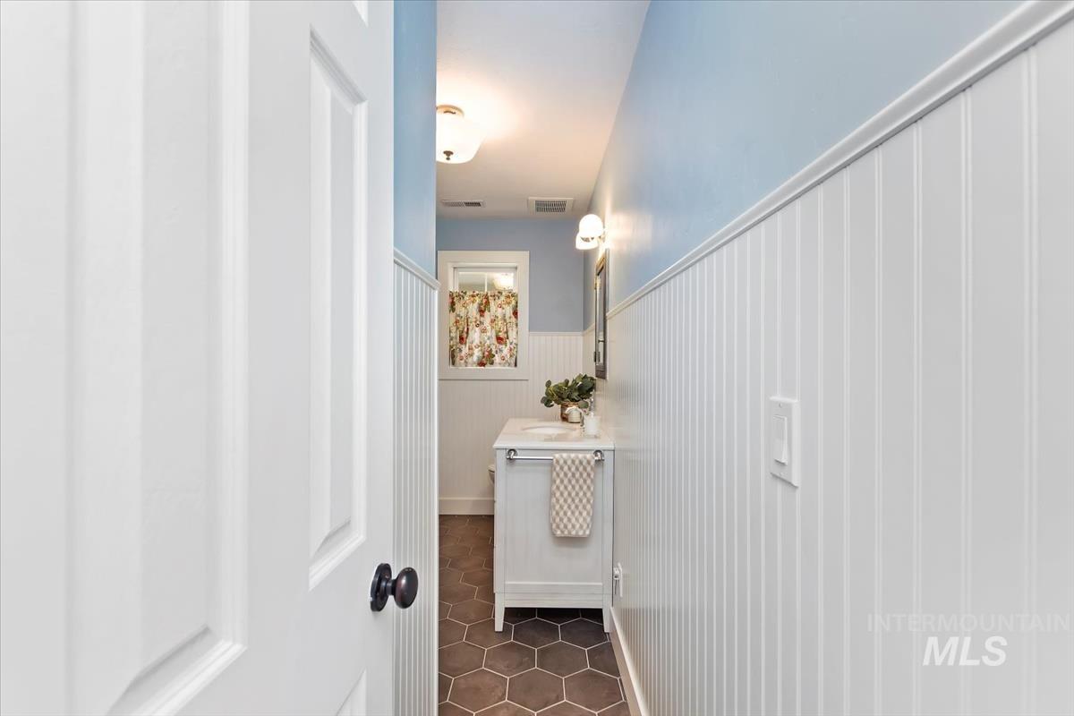 433 N Rene Pl.