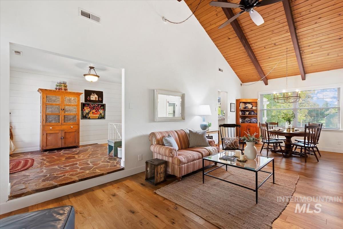 433 N Rene Pl.