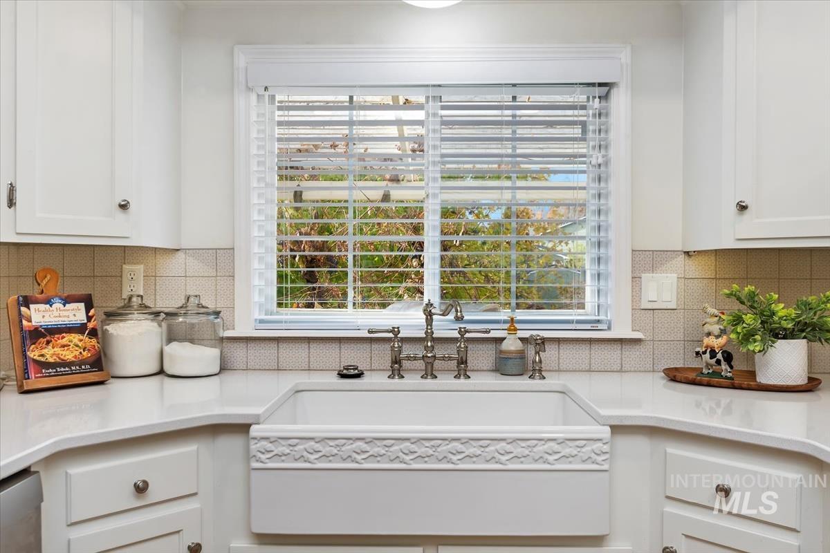 433 N Rene Pl.