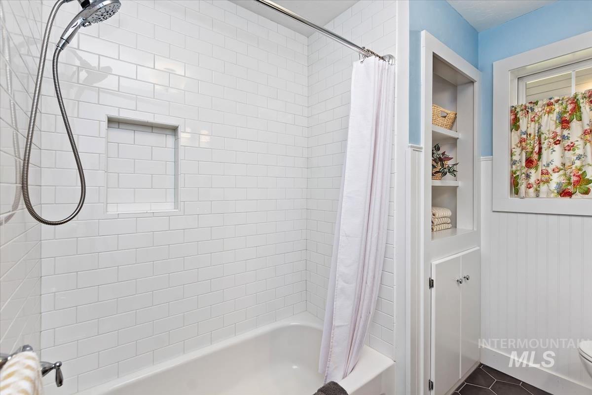 433 N Rene Pl.