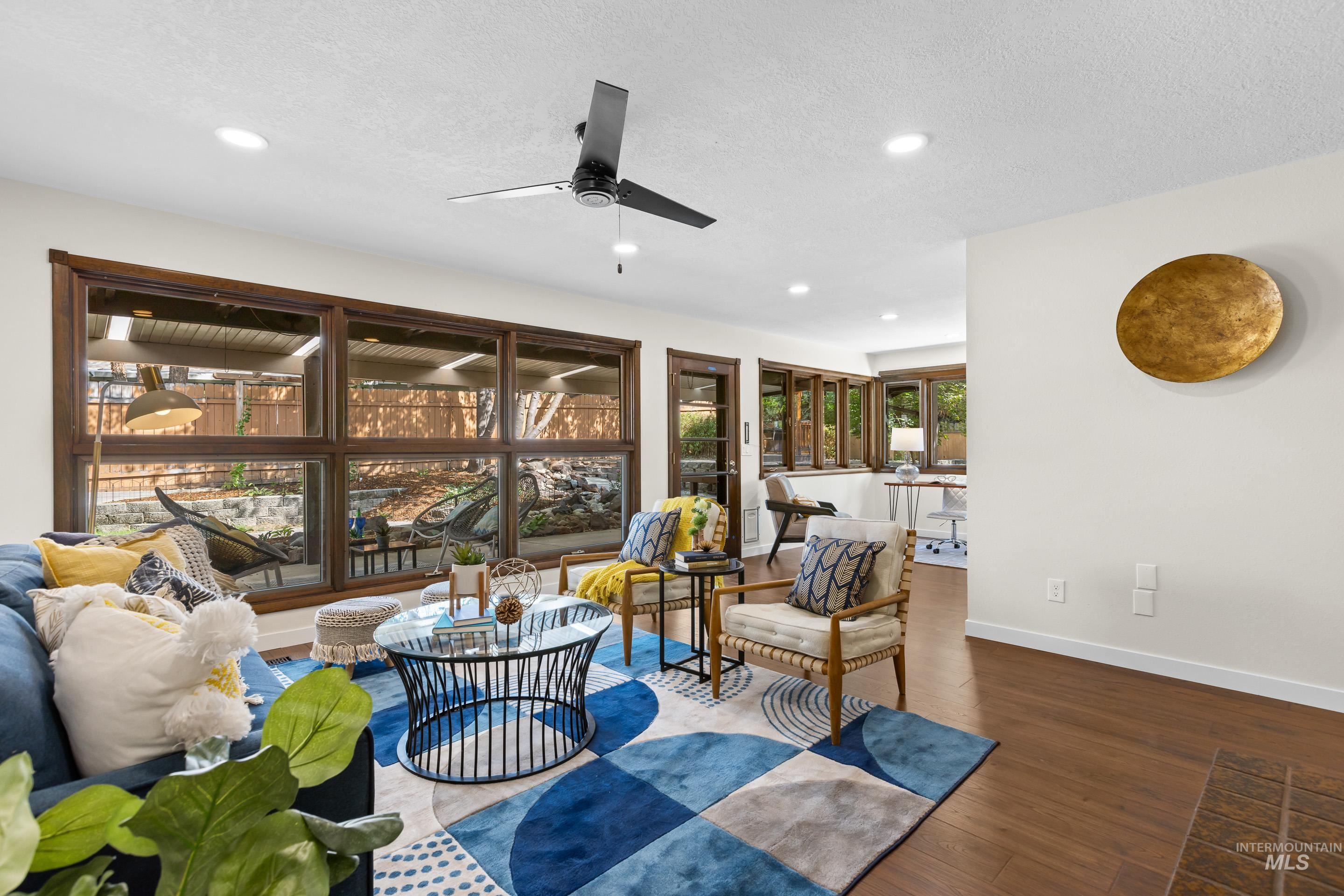242 Northview Dr