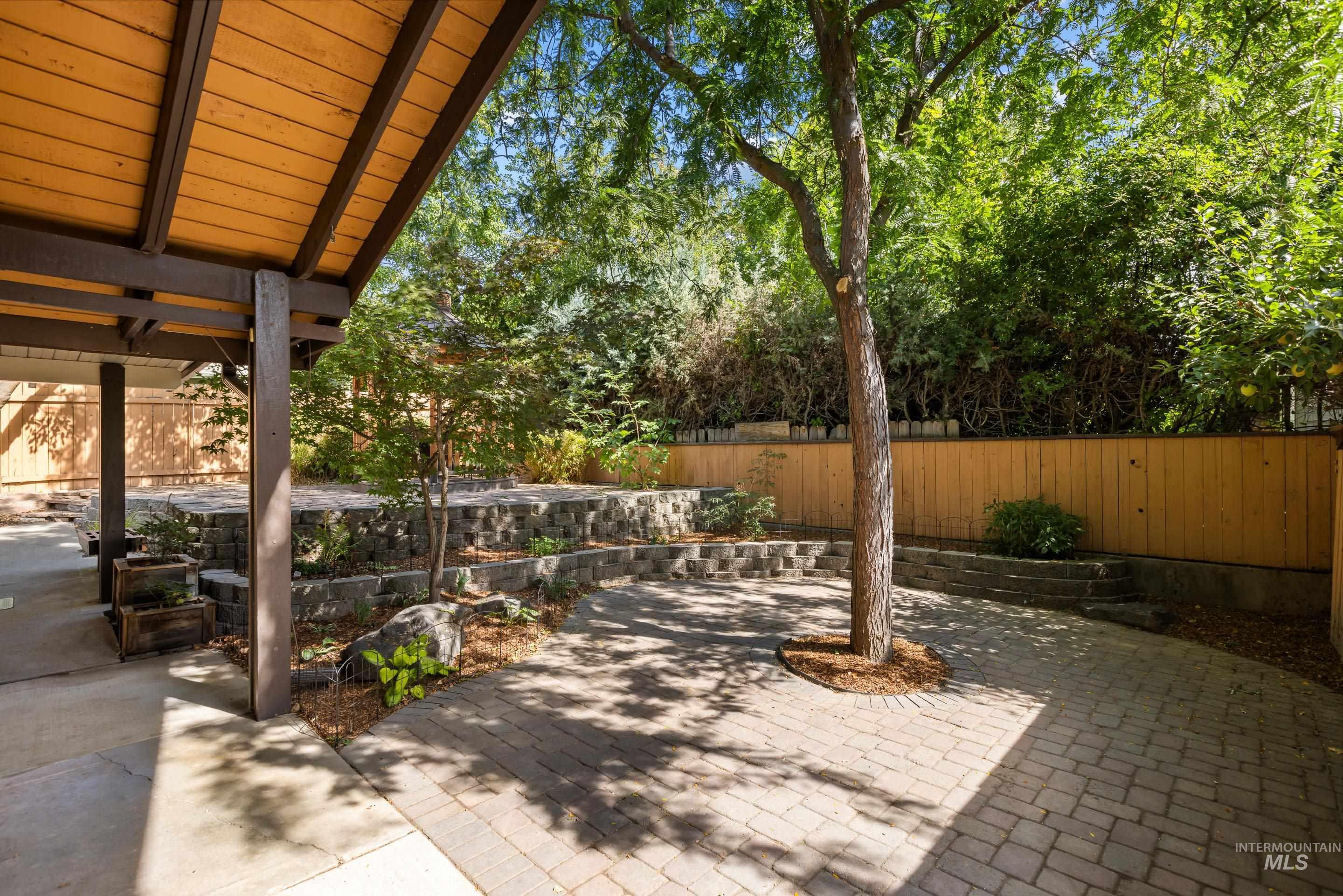 242 Northview Dr