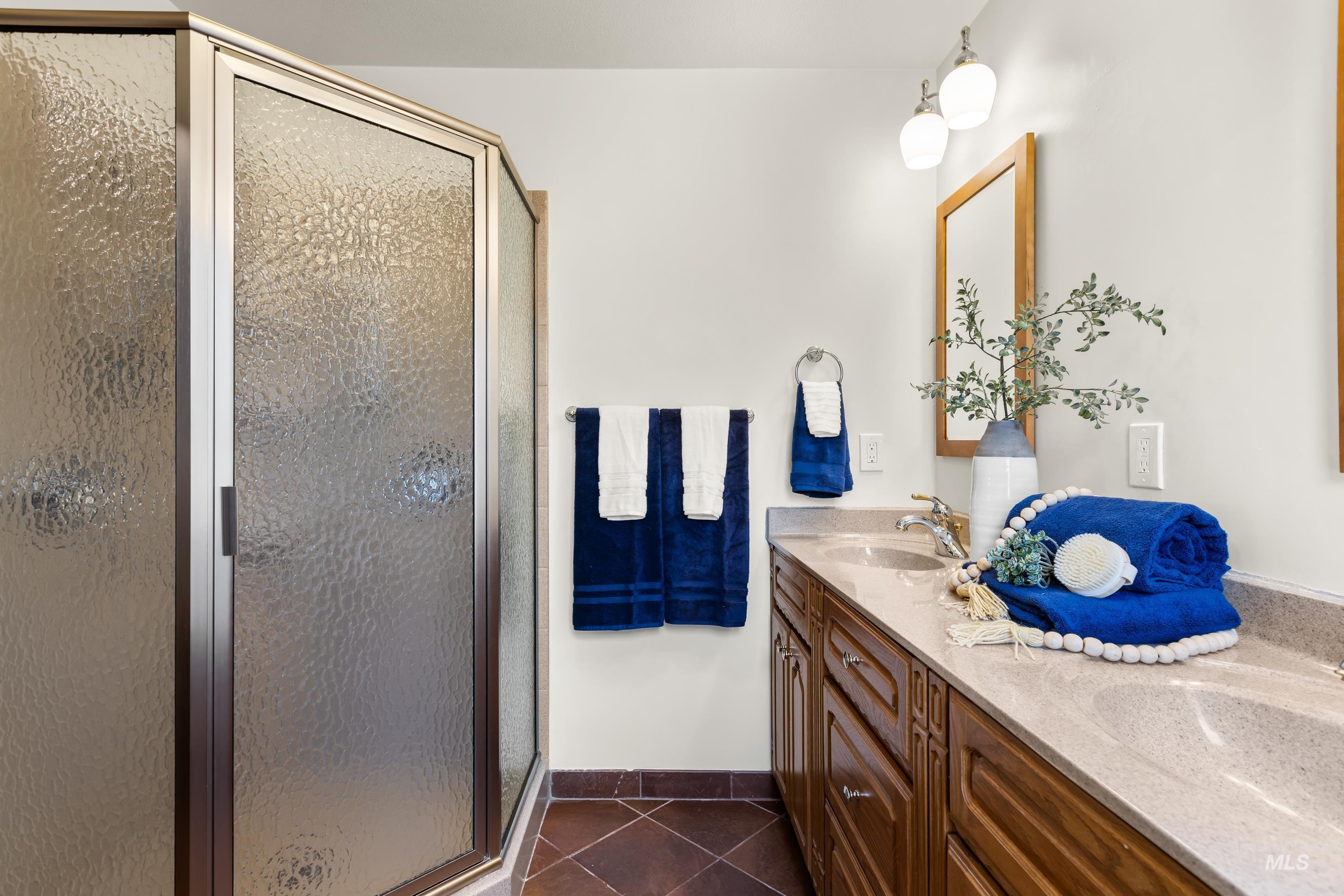 242 Northview Dr