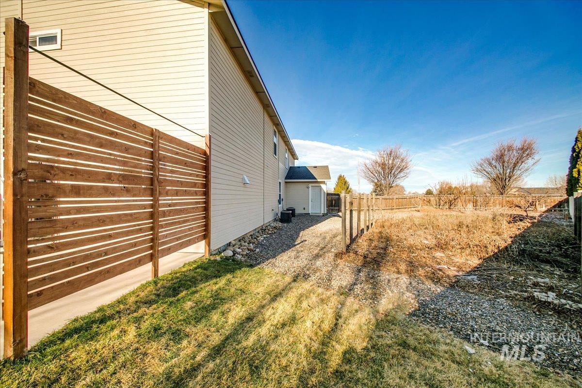 1715 E Wrightwood Dr