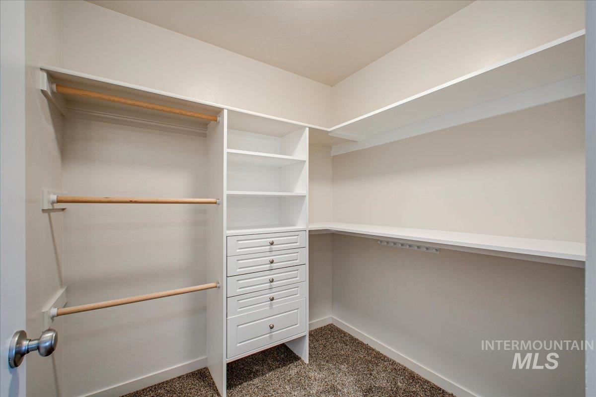 1715 E Wrightwood Dr