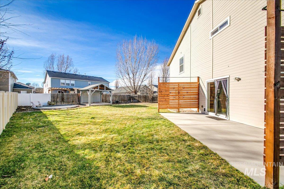 1715 E Wrightwood Dr