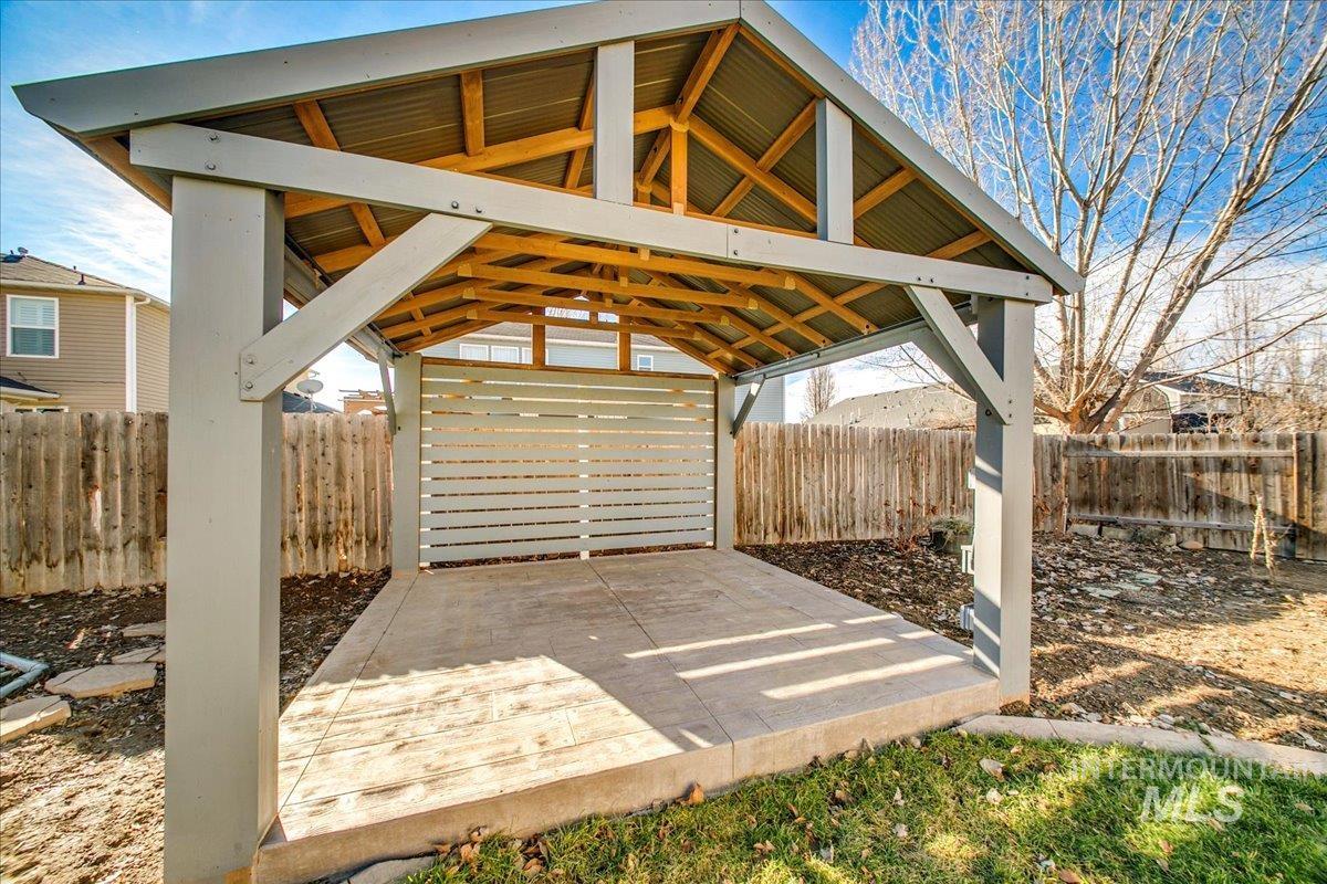 1715 E Wrightwood Dr