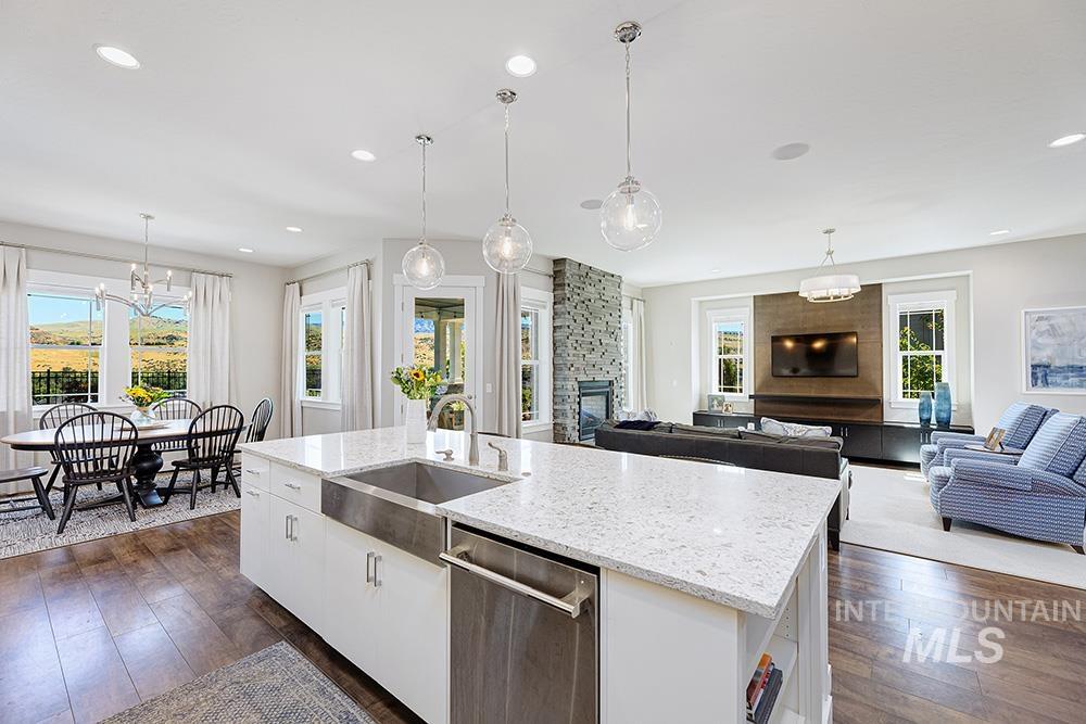 11869 N Barn Owl Way