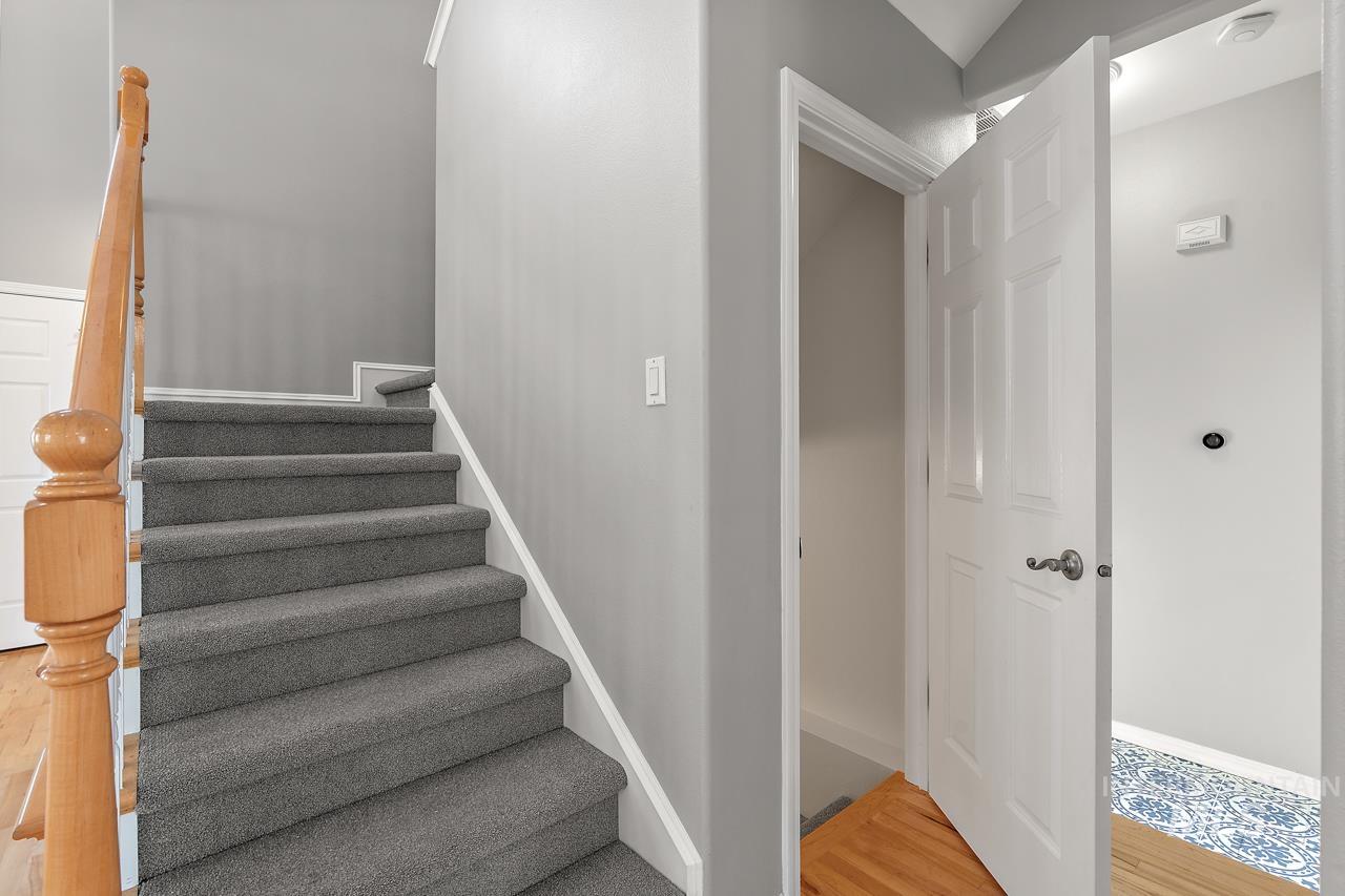 2494 E Brierfield
