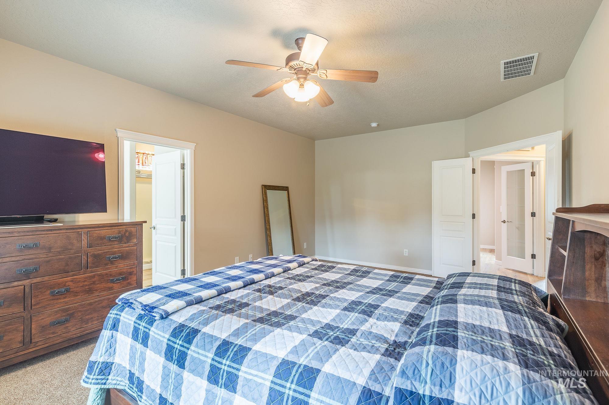 1969 E Stonybrook Ct