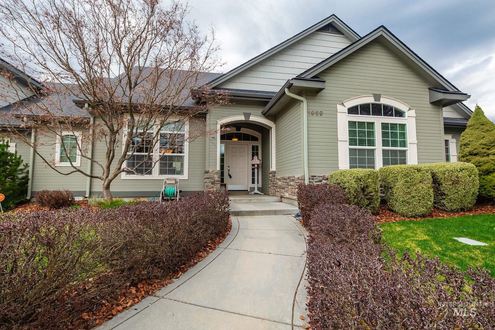 1969 E Stonybrook Ct