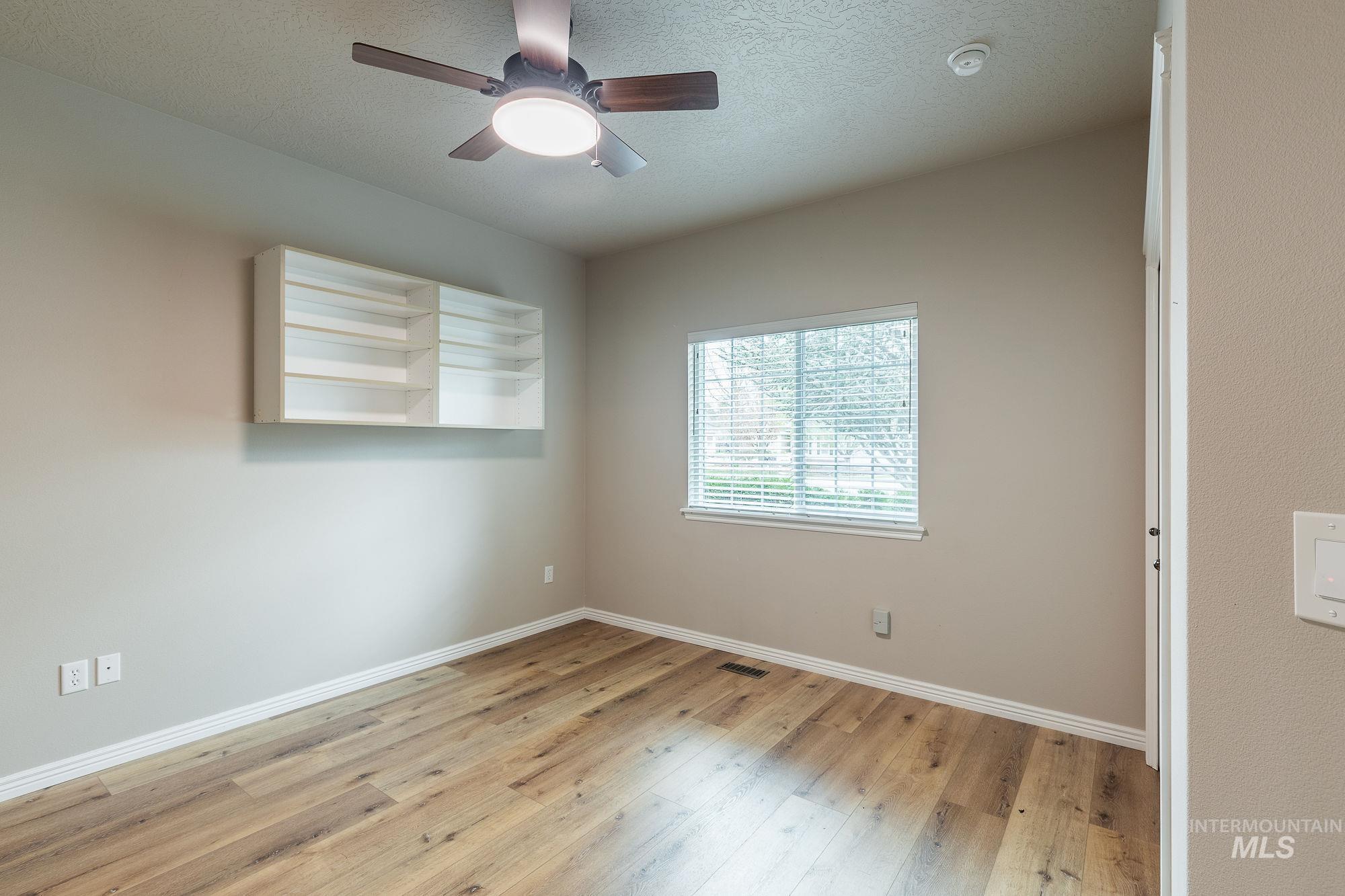 1969 E Stonybrook Ct