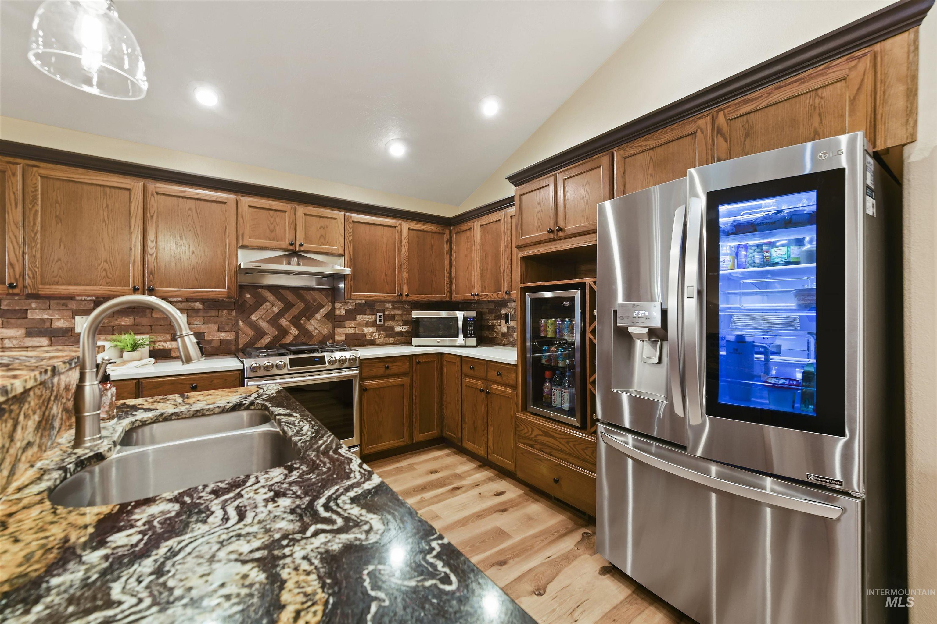 1774 N Sevenoaks Way